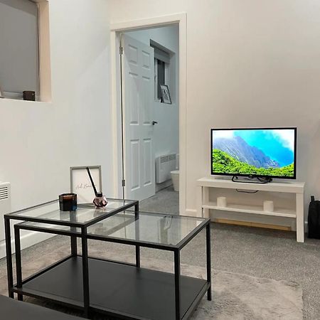Apartment In Bham City Centre, Free Parking Sleeps 3 Birmingham Exterior photo